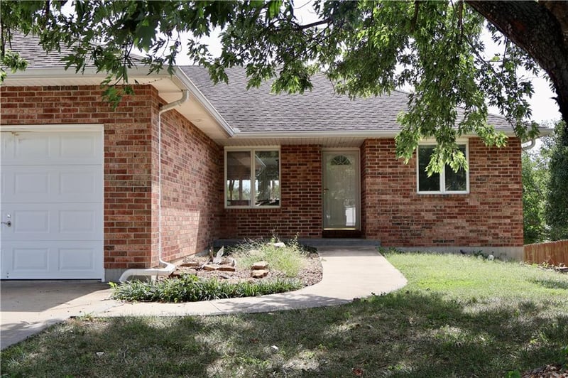 1506 Emerald Way, Warrensburg, MO 64093