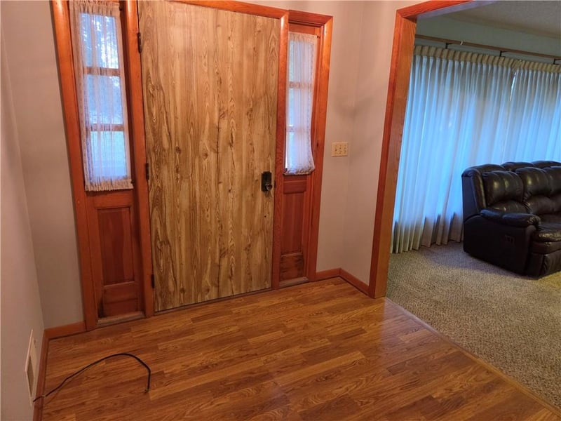 26427 W 321st Ter, Paola, KS 66071