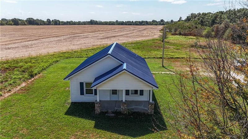 4956 East 800 Rd, El Dorado Springs, MO 64744