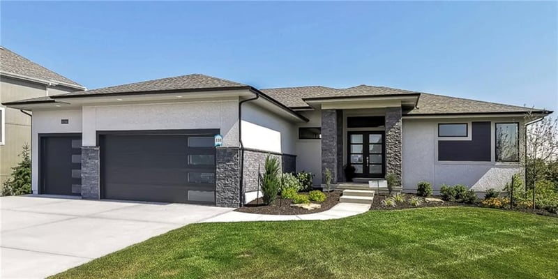 21106 W 81st St, Shawnee, KS 66220