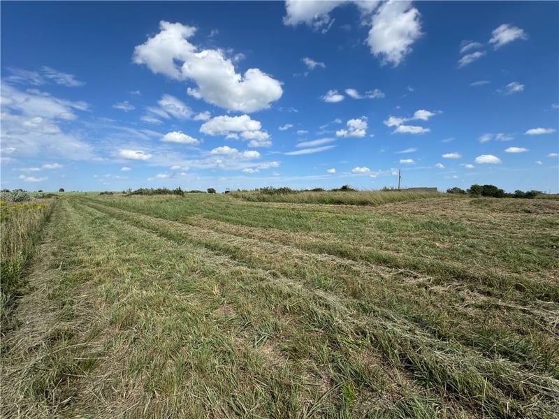 8 Acres ML NE 82nd St, Topeka, KS 66617