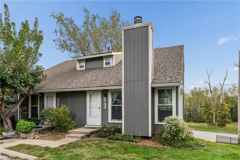 5733 N London Ave, Kansas City, MO 64152