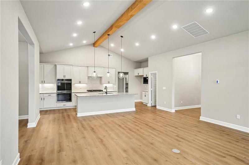 22675 W 89th St, Lenexa, KS 66227