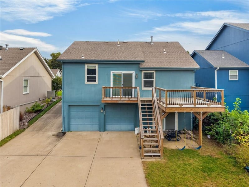 929 NW 63rd St, Kansas City, MO 64118