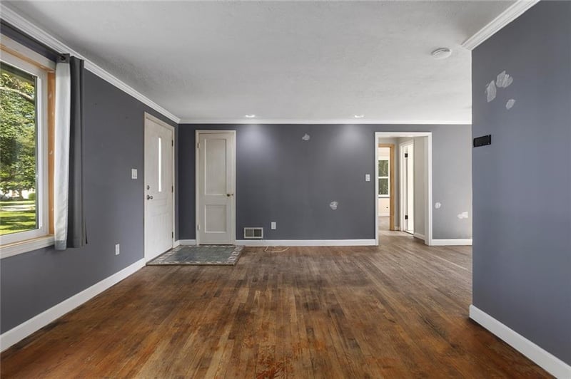 8601 E 81st Ter, Raytown, MO 64138
