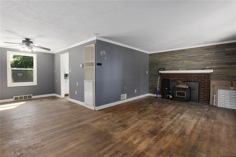 8601 E 81st Ter, Raytown, MO 64138