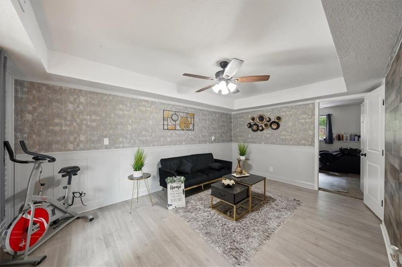 718 S Stevenson St, Olathe, KS 66061