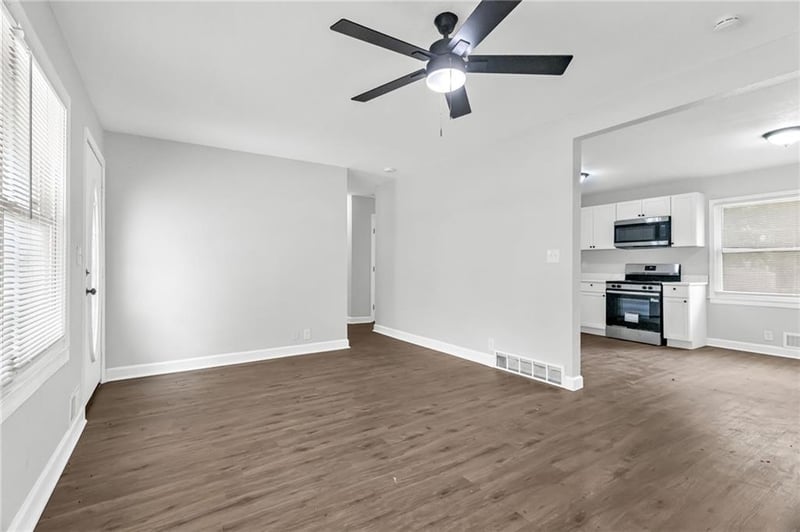 702 Mulberry St, Belton, MO 64012