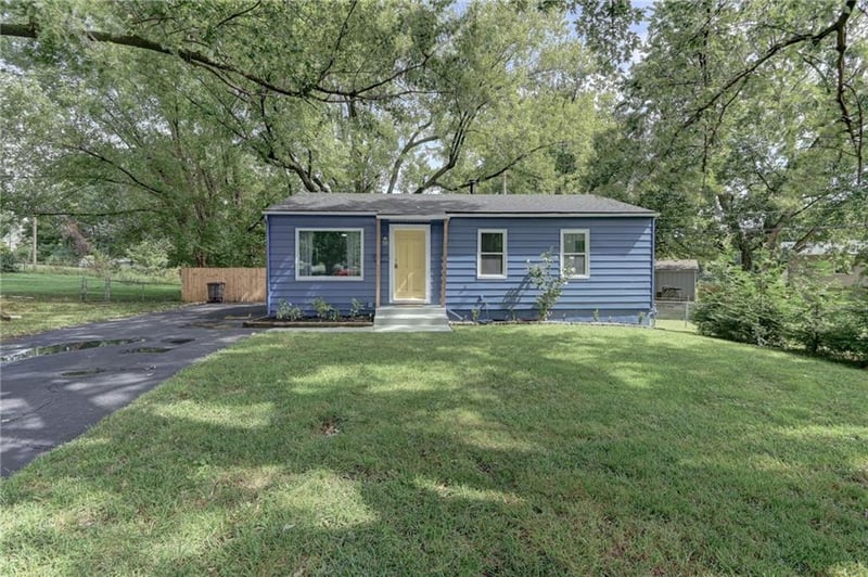1503 N Hocker Ave, Independence, MO 64050