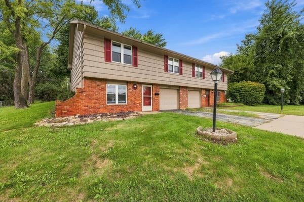 8822 James A Reed Rd, Kansas City, MO 64138