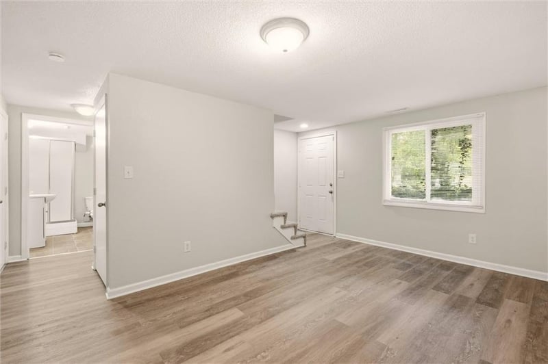 1010-1012 S Osage St, Independence, MO 64050
