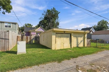 1523 W 39th Ave, Kansas City, KS 66103