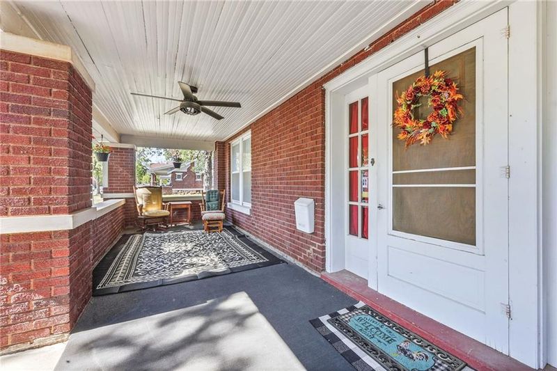 402 E Peoria St, Paola, KS 66071
