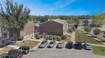 10106 W 96th #c Ter #C, Overland Park, KS 66212