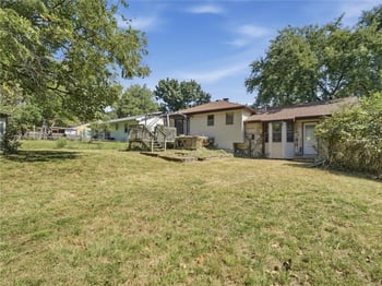 4904 NW Fisk Ave, Kansas City, MO 64151
