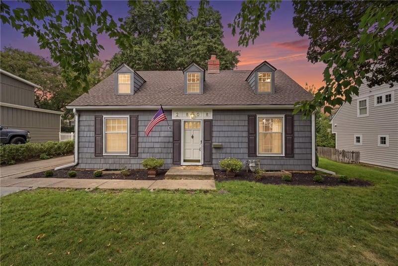 2808 W 51st Ter, Westwood, KS 66205
