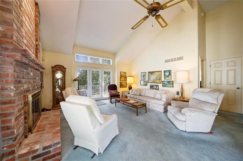 8309 W 121 St, Overland Park, KS 66213