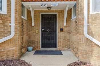 4948 Walnut St #1S, Kansas City, MO 64112