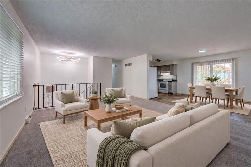 407 SE Moreland School Rd, Blue Springs, MO 64014