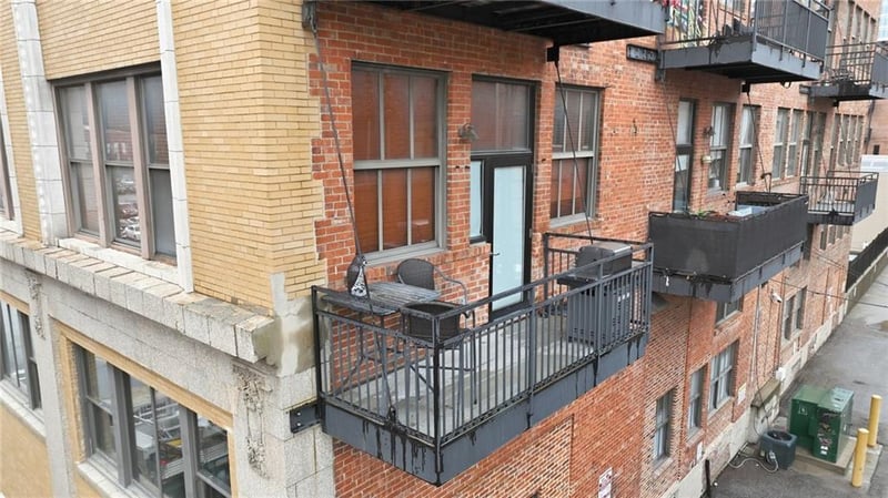 1535 Walnut St #304, Kansas City, MO 64108