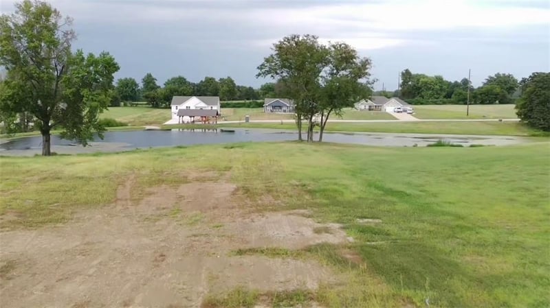 39 SW 160th Rd, Warrensburg, MO 64093