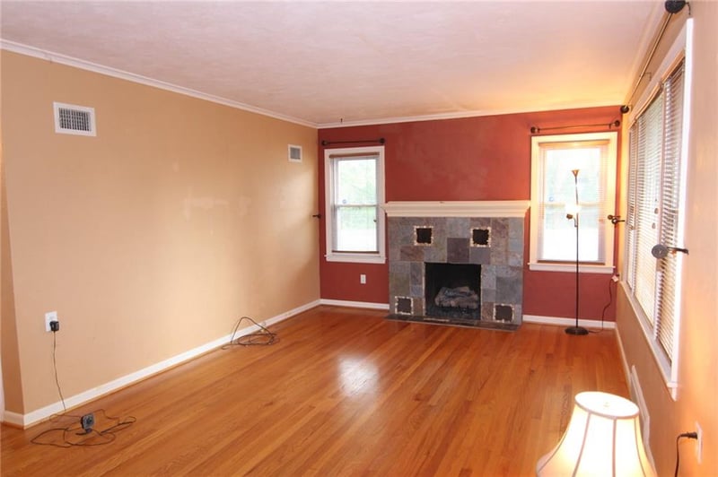7700 Blue Ridge Blvd, Kansas City, MO 64138