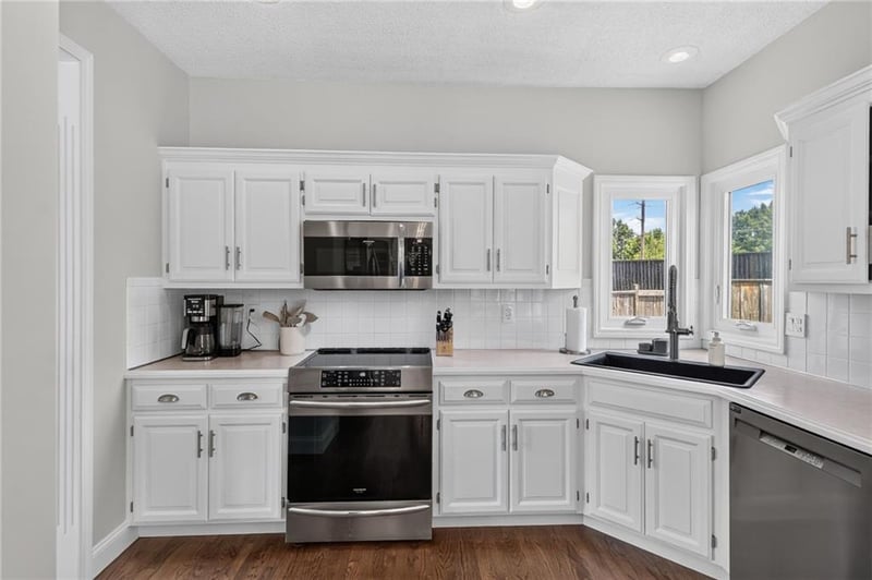 13878 S Kaw St, Olathe, KS 66062