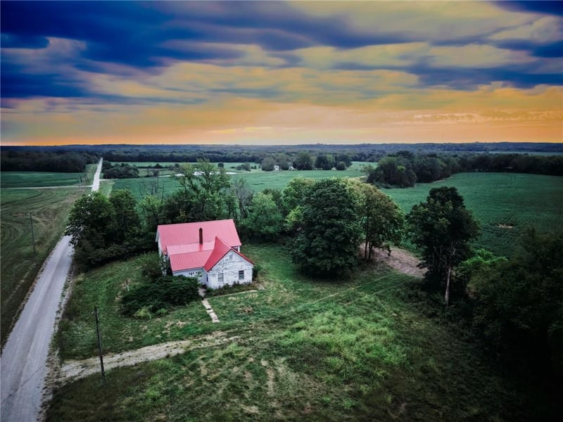 Ne High Point Dr, Breckenridge, MO 64625
