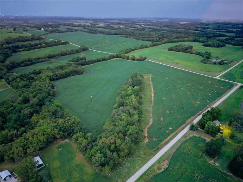 Ne High Point Dr, Breckenridge, MO 64625