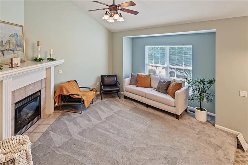 1418 Redwood Dr, Eudora, KS 66025