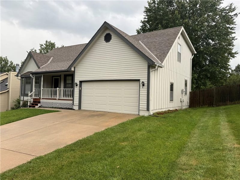 4201 NW 64th Pl, Kansas City, MO 64151