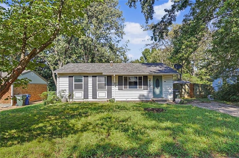 2717 Bonanza St, Lawrence, KS 66046