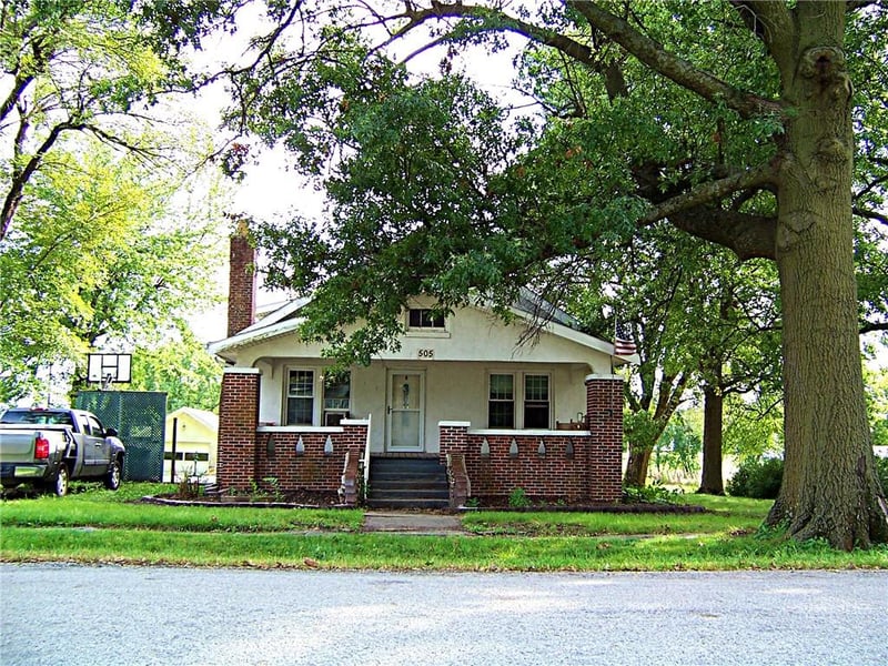 505 Queen St, King City, MO 64463