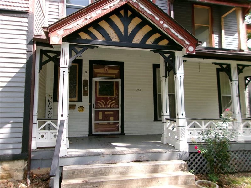 526 N 5th St N, Atchison, KS 66002