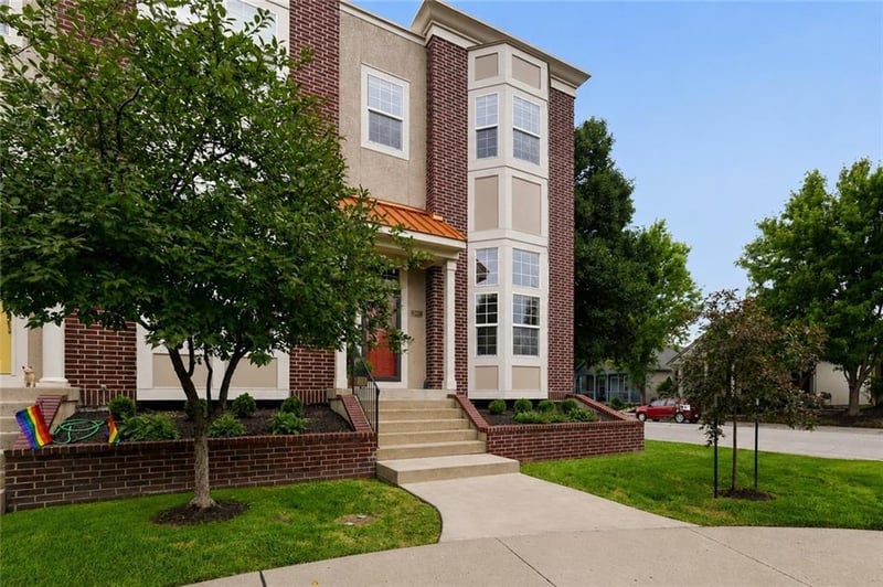 2901 Gentry Park Pw, North Kansas City, MO 64116