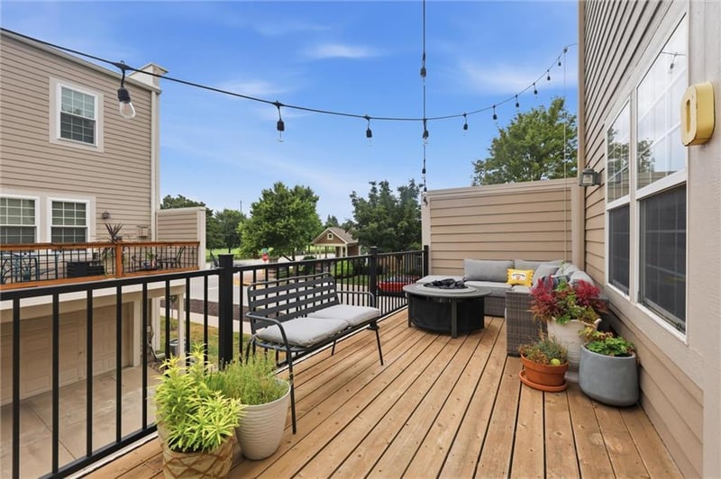 2901 Gentry Park Pw, North Kansas City, MO 64116