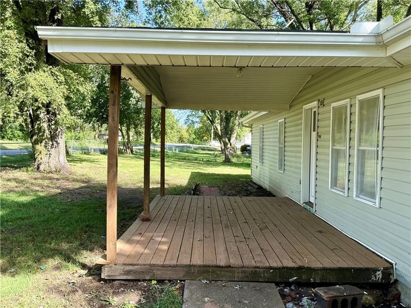 30877 Rhonda St, Excelsior Estates, MO 64062