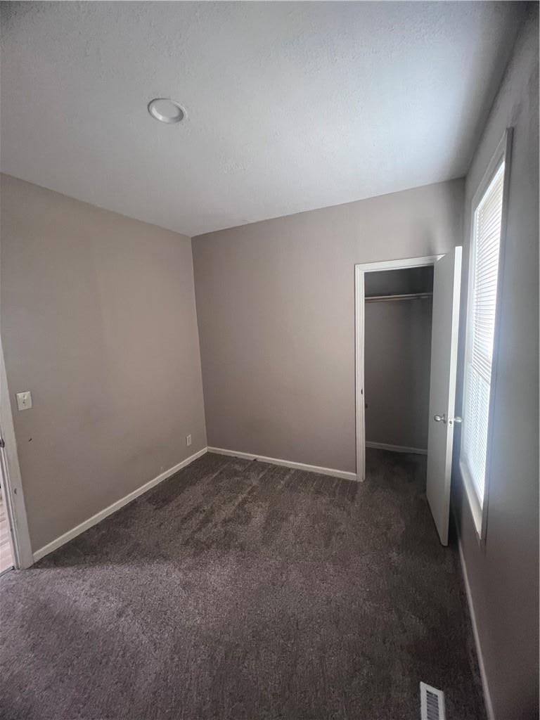 6401 Sherman St, St Joseph, MO 64504