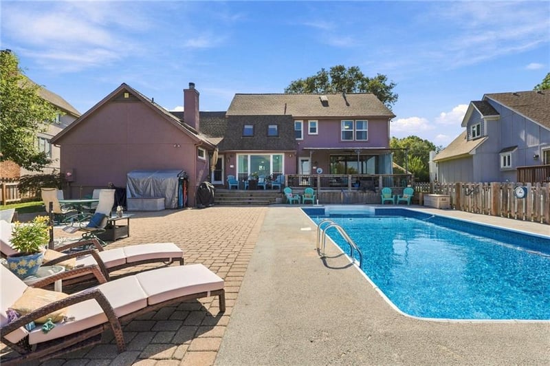 304 SW Green Teal St, Lee's Summit, MO 64082