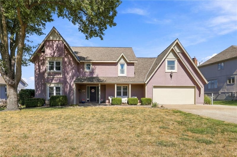 304 SW Green Teal St, Lee's Summit, MO 64082
