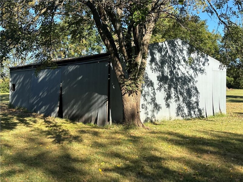 Hospital Dr, Paola, KS 66071