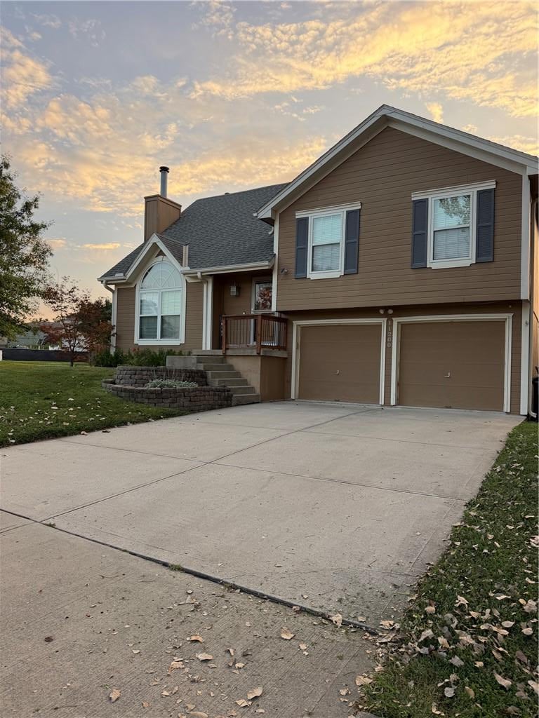 11200 N Lewis Ave, Kansas City, MO 64157