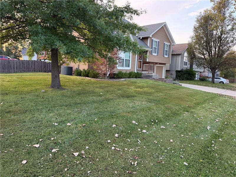 11200 N Lewis Ave, Kansas City, MO 64157