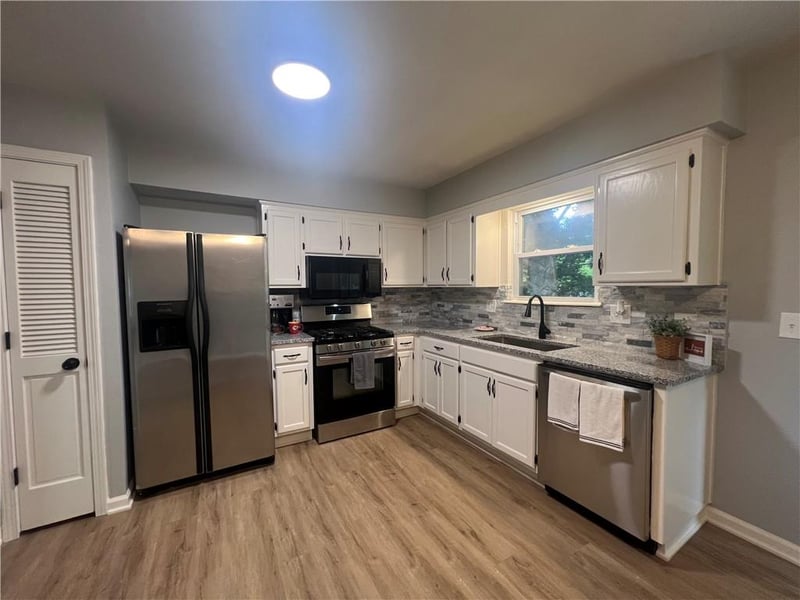 1314 R D Mize Rd, Grain Valley, MO 64029