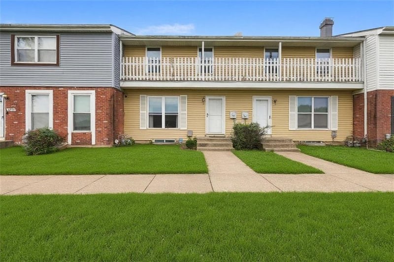 6508 E 128th St, Grandview, MO 64030