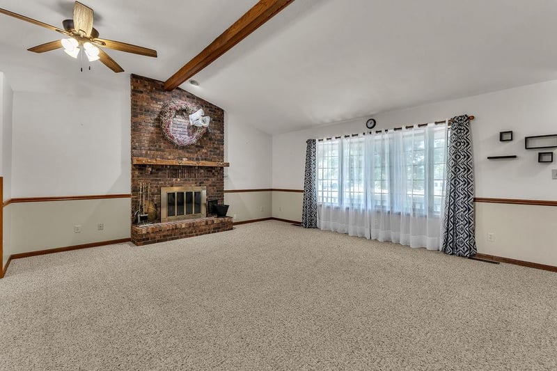 3109 SW Lane Rd, St Joseph, MO 64504