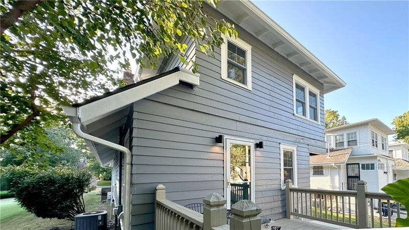 5809 Kenwood Ave, Kansas City, MO 64110