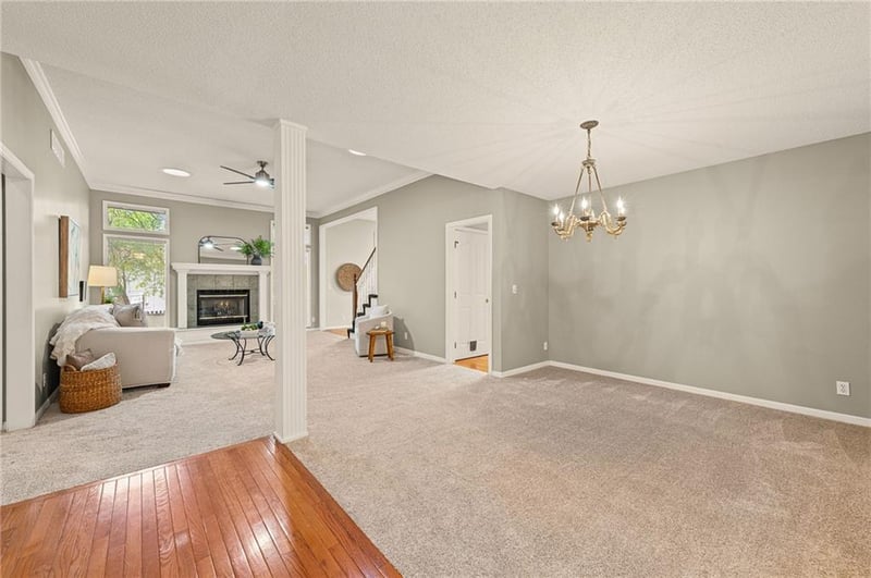6227 W 155th Pl, Overland Park, KS 66223