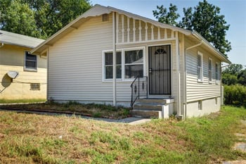 4517 Lawn Ave, Kansas City, MO 64130