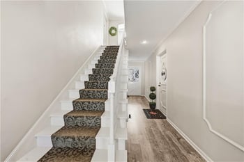 8705 Riggs Ln, Overland Park, KS 66212